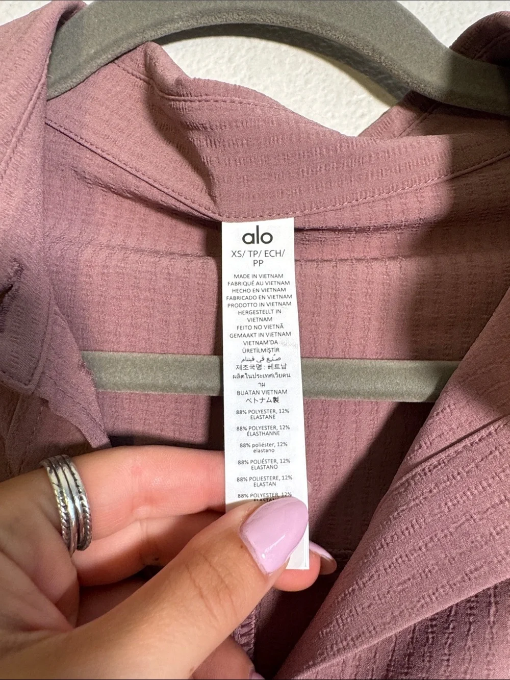 ALO Yoga Dreamscape Button Down Long Sleeve in Smoky Quartz - XS